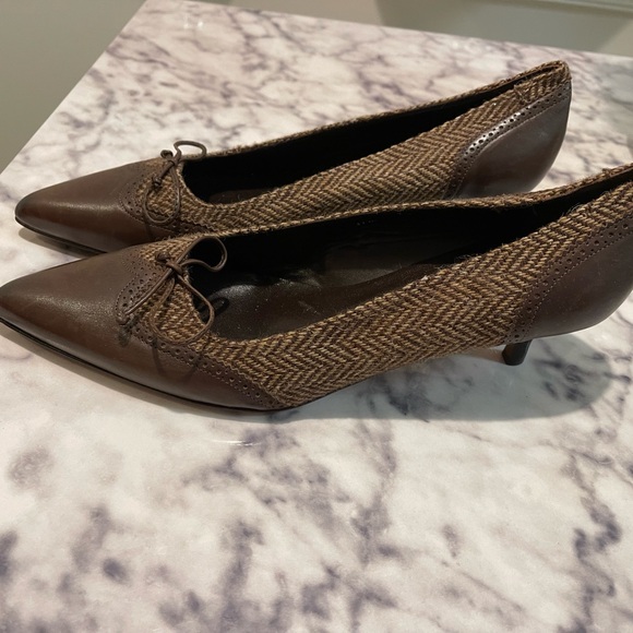 Ralph Lauren Brown Herringbone Heels - Picture 5 of 10